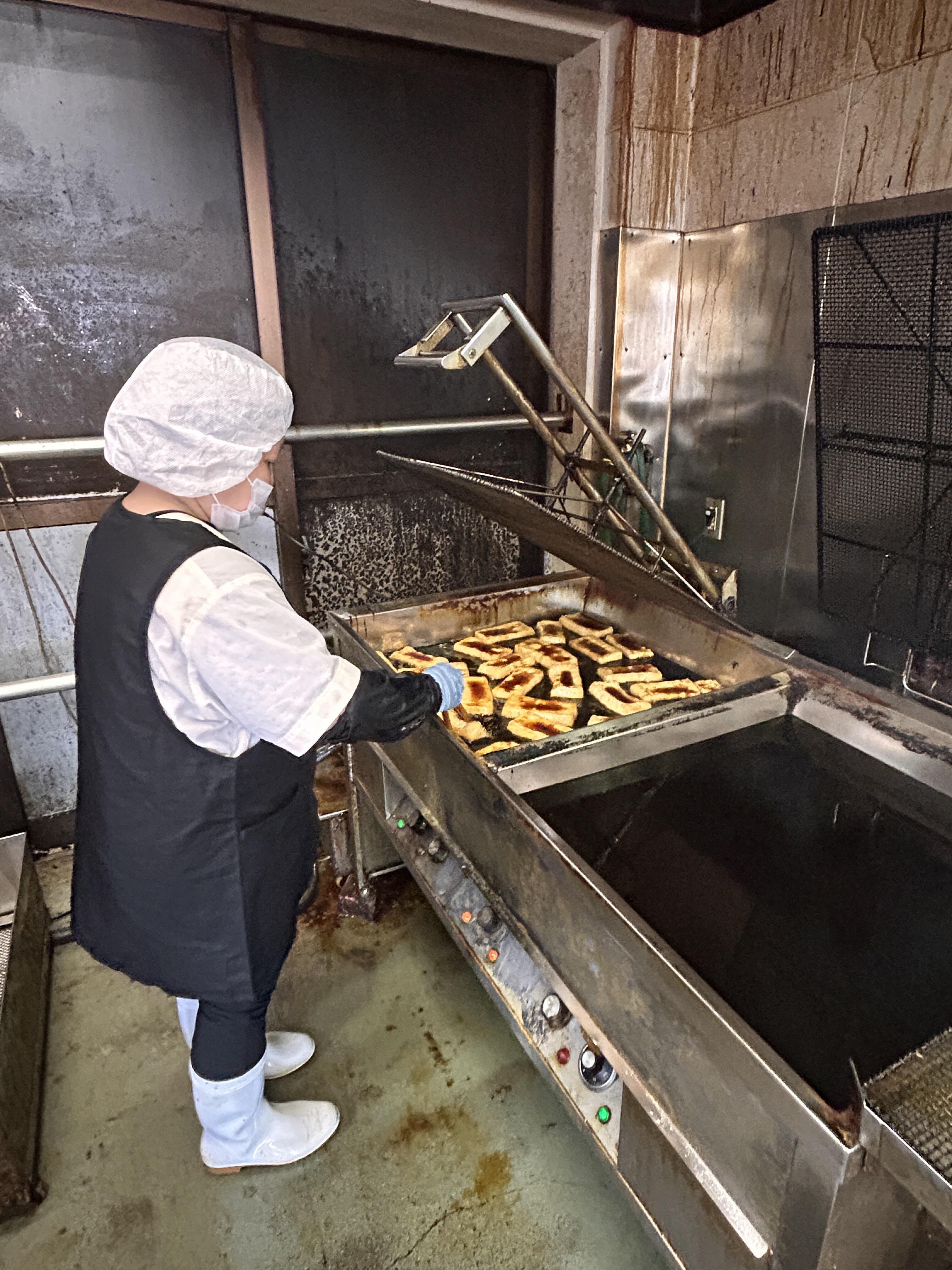 揚げ物名人を訪ねて　燕市吉田「嘉平豆腐店」